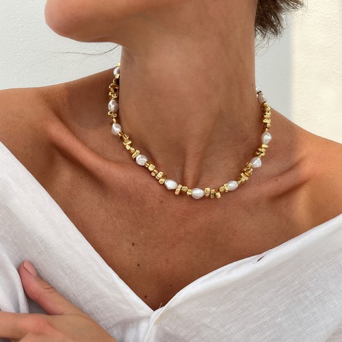 Collana girocollo con perle