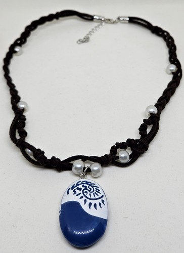 Collana con ciondolo