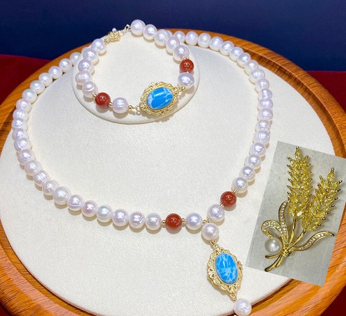Collana con ciondolo - , ovale